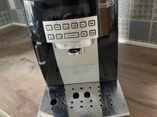 Delonghi Magnificas Cappuccino