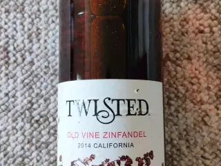 TWISTED vin 
