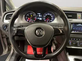 VW Golf VII 1,6 TDi 110 Trendline Variant BMT