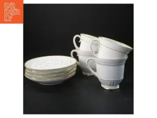 Porcelænssæt med kopper og tallerkener fra B&G (str. 9x11&ø16 cm)