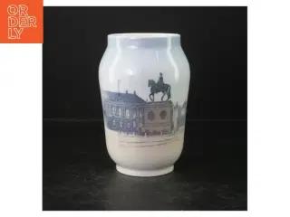 Porcelænsvase fra Royal Copenhagen (str. 17,5 cm)