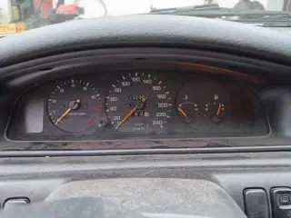 Mazda 626 sælges billigt - som beset - afmeldt 