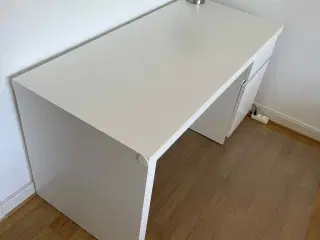 MALM Skrivebord, hvid