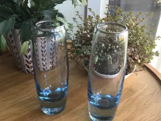 Cylindervase i lyseblåt glas, 18,5 cm,  Holmegaard