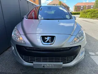 Peugeot 308 2,0 HDi 136 Premium SW 7prs