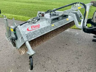 Fliegl kost med hydraulik
