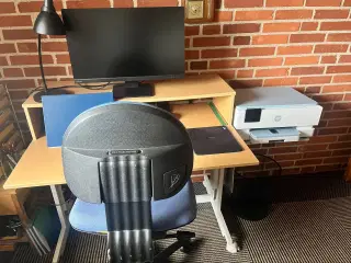 Arbejdsbord til PC og printer