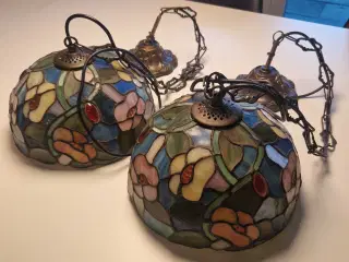 Samlet 2 stk. Blyindfattet pendler