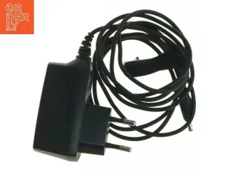 Strømforsyningsadapter fra Nokia (str. 180 cm)