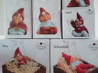 KLARBORG NISSER I KASSEVIS.