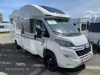 2023 - Adria Coral AXESS 650 DL   NY Adria Coral Axess 650 – 2023 | Moderne, Rummelig og Køreklar!