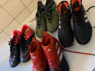 Små fodboldstøvler