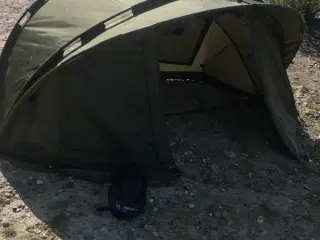 Bund solid bivvy