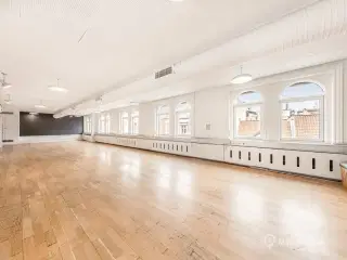 2.104 m² kontor ved Kgs. Nytorv med fælles kantine og mødelokaler
