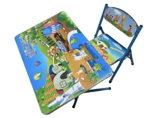 Børnebordssæt i blå farve.