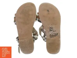 Sandaler (str. 29 )