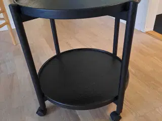 Mørkbejset bakkebord i fin stand