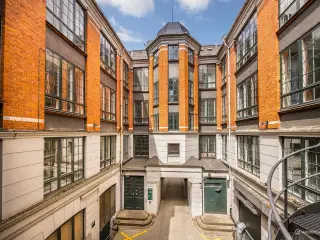 Kontorlejemål på 374 m²