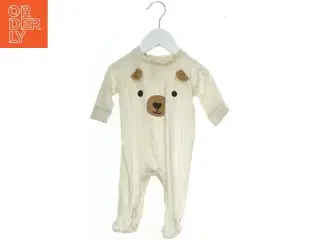 Heldragt med bjørnemotiv fra H&M (str. 62)