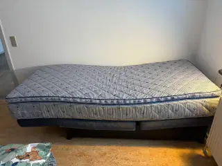 Velholdt elevationsseng