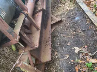 Trækløver, brændekløver