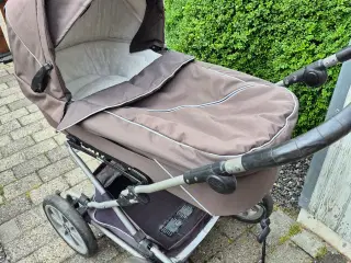 Barnevogn altan eller bedsteforældrevogn 