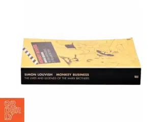 Monkey business : the lives and legends of the Marx Brothers, Groucho, Chico, Harpo, Zeppo, with added Gummo af Simon Louvish (Bog)