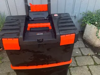 Opbevarings vogn på hjul