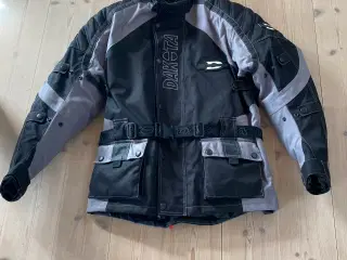 Dakota jakke og Cobra bukser