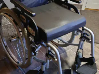 Sammenklappelig kørestol