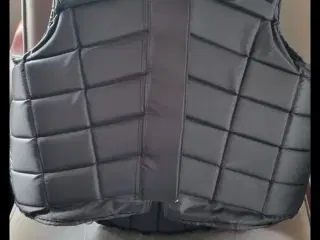 Ridevest, str. S