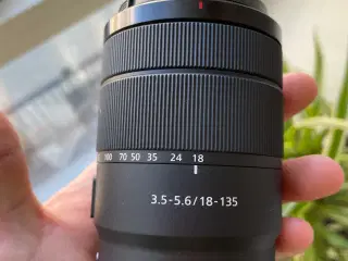 SONY E-mount, 18-135MM F/3.5-5.6 OSS