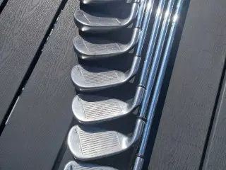 Callaway Big Bertha Irons 4-10+P (8 jern)