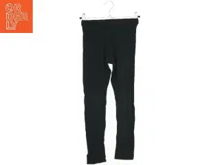 Sort leggings fra Zara (str. 134)
