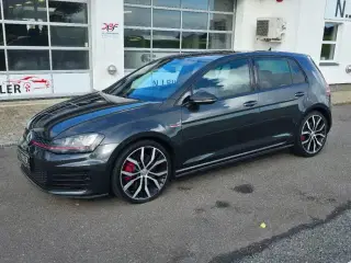 VW Golf VII 2,0 GTi Performance DSG BMT