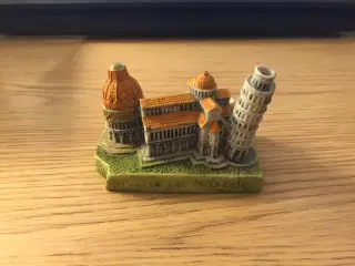 Piazza dei Miracoli, skæve tårn i Pisa souvenir