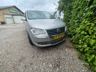 VW Touran Van