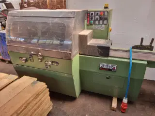 4 Spindlet Kehlemaskine - Futura Model 220