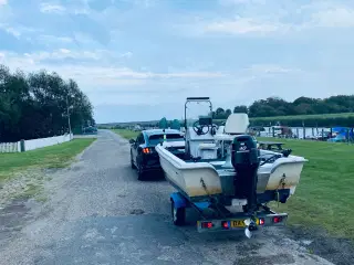 Limbo Fiskebåd med Gasgrill