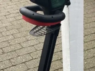 Bosch AdvancedHedgeCut 65 hækkeklipper med 500W