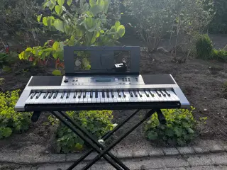 Keyboard Yamaha 