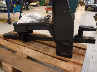 - - - STD.TRÆK T7.290