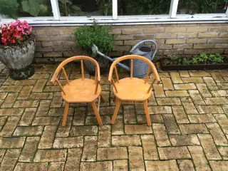 Børnestole gamle ( tremmestole)