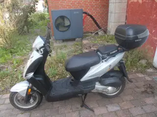 kymco agility 50 30 scooter