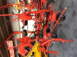 Kuhn GF 502 Digidrive 4 rotor.