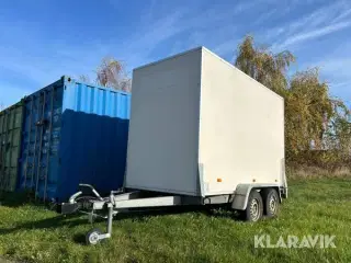 Cargo trailer Variant