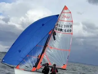 29er kapsejlads jolle sælges