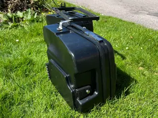 Et sæt Krauser sidetasker