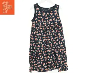 Kjole fra Basic needs (str. 140 cm)