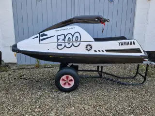 Jetski, Yamaha Superjet 
